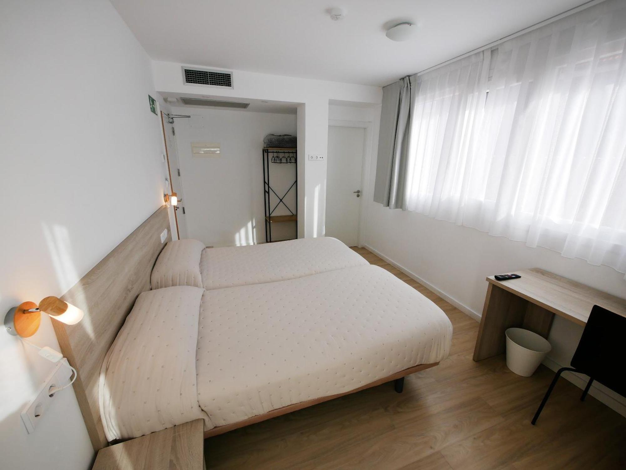 Hotel Myro Хихон Экстерьер фото