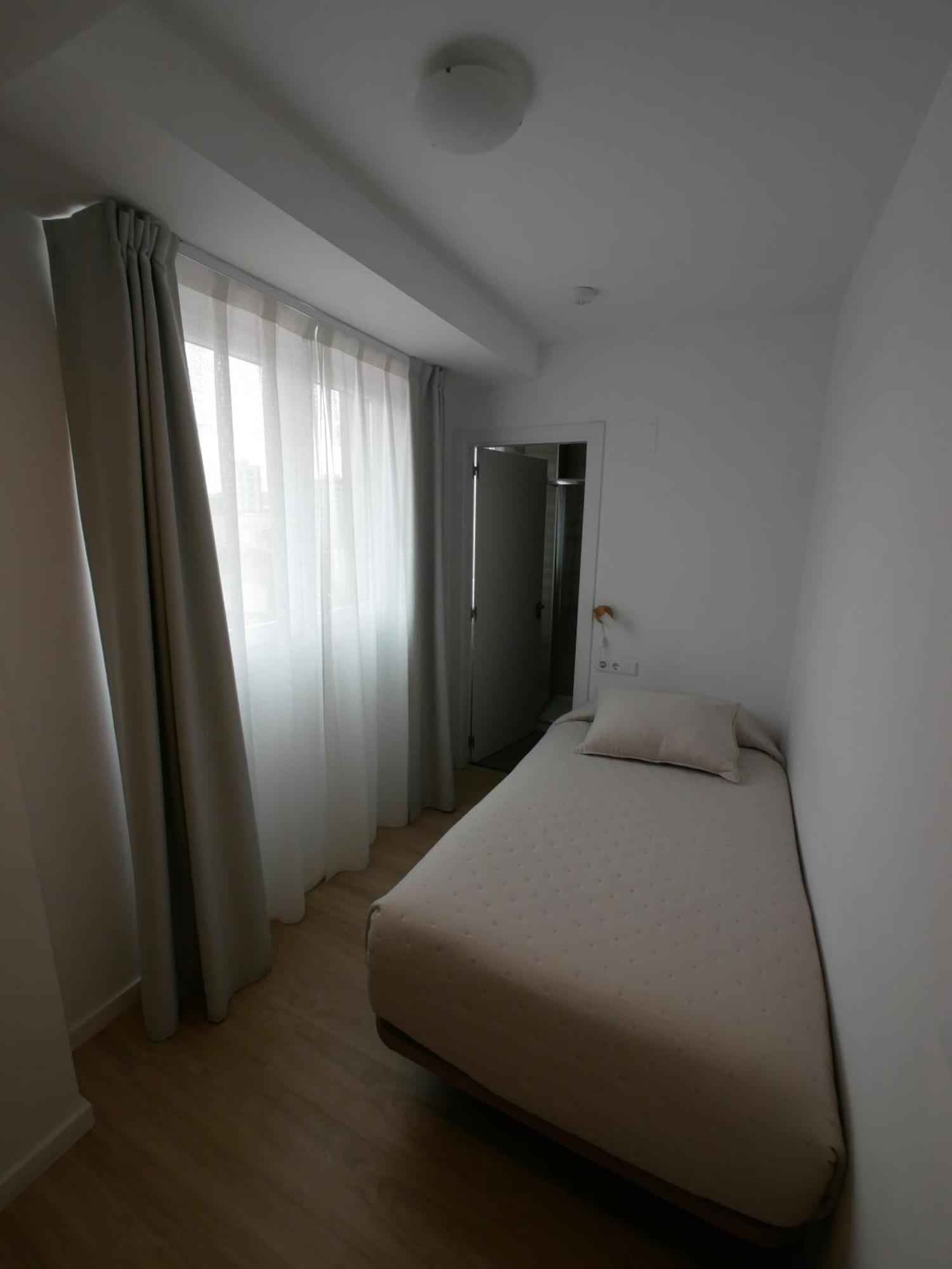Hotel Myro Хихон Экстерьер фото